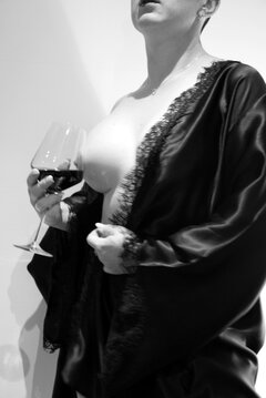 🍷🖤
