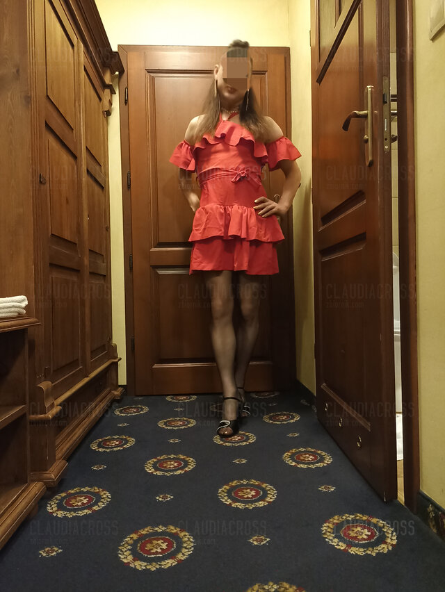 claudiacross
