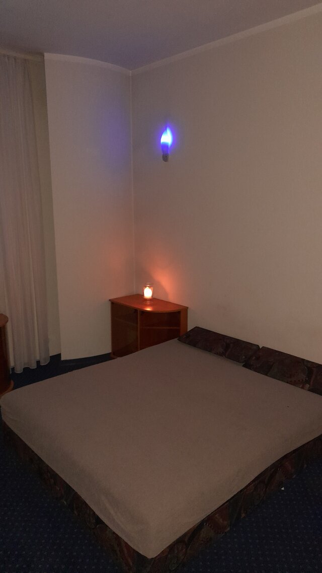 Swingers_room