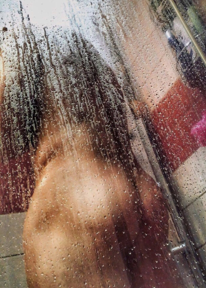 shower - Sharkweek