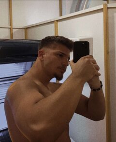 at.jpg