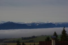 IMGP1869_Niskie Tatry w morzu mgieł.jpg