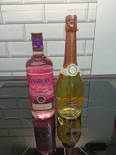 Dzisiejszy zestaw😀🥰🍷