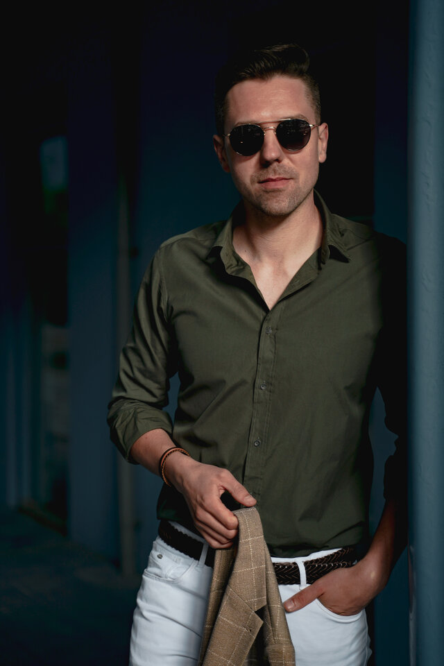 Robert37Aga25