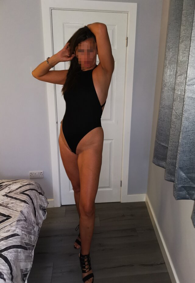 Clubcouple4135