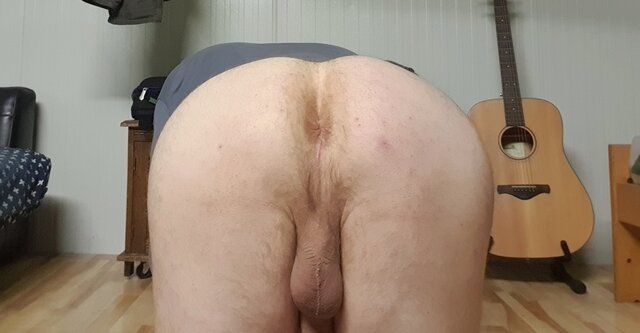 DickinMyButt