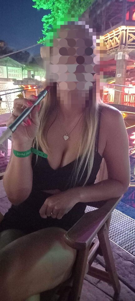 Majtki z dziurką, cycki na wierzchu to lecimy w miasto  - OnaonNl