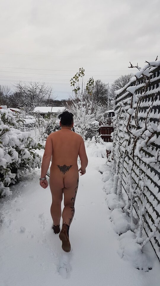 20171210_153737.jpg - nakedgirl