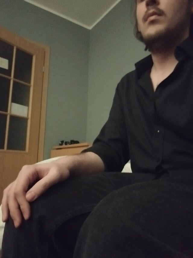 D4V33