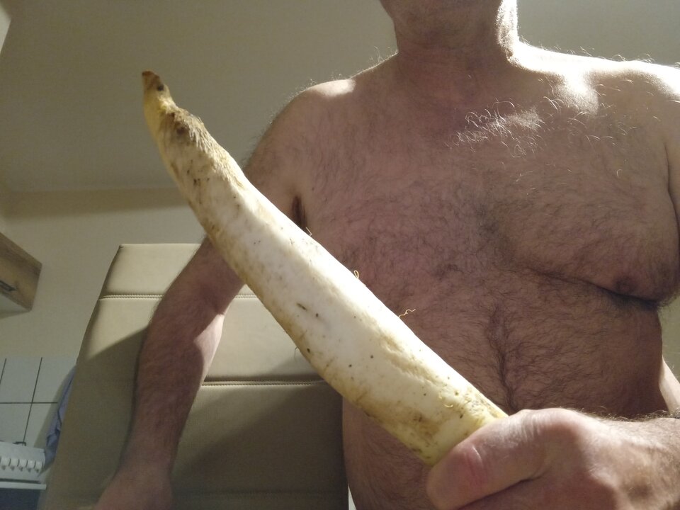 20230329_230640.jpg - Thomas57