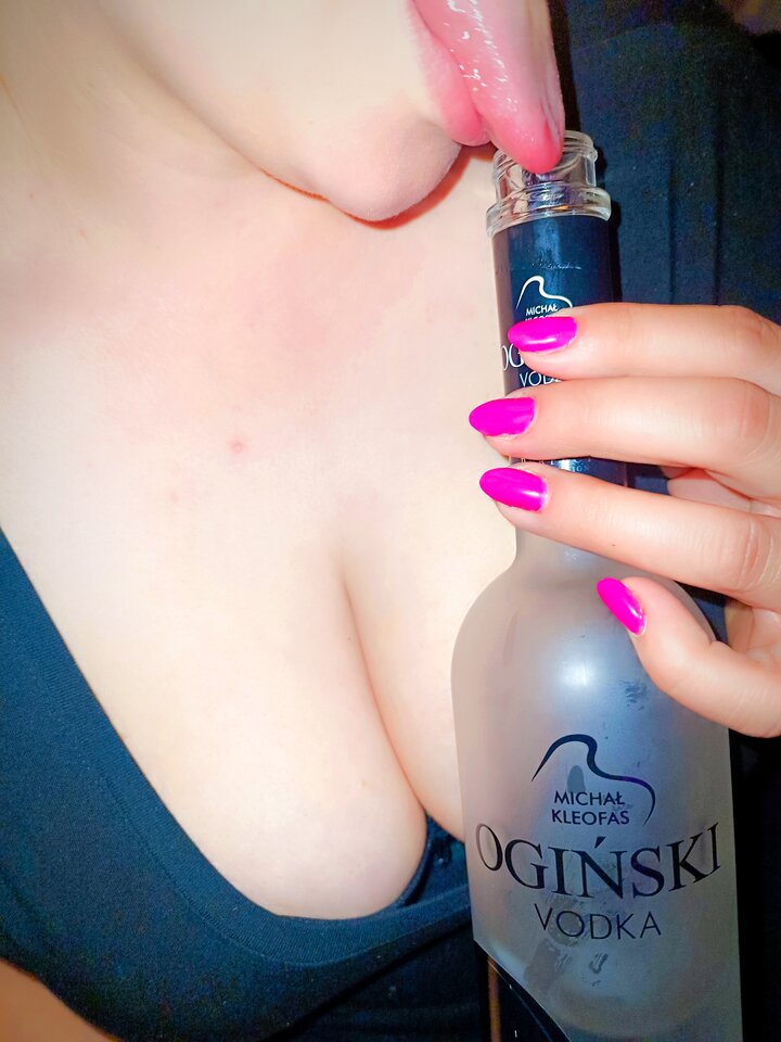 👅👅👅 - Sympatyczni8190