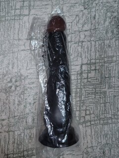Czarne dildo