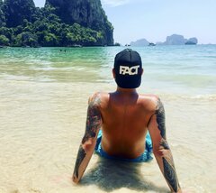 thaiholidays.jpg