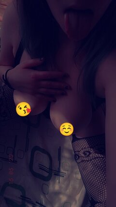 Snapchat-560256002.jpg