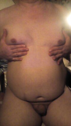 SissyBoy cwelik na golaska pieści cycuszki 21.05.2023 g.00.20.j