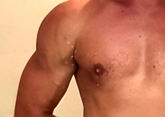 20230427_222133.jpg - Tom693