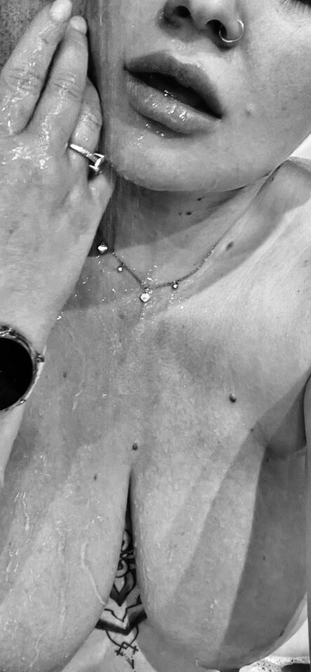 WET 💦💦💦 - Pinkygirl