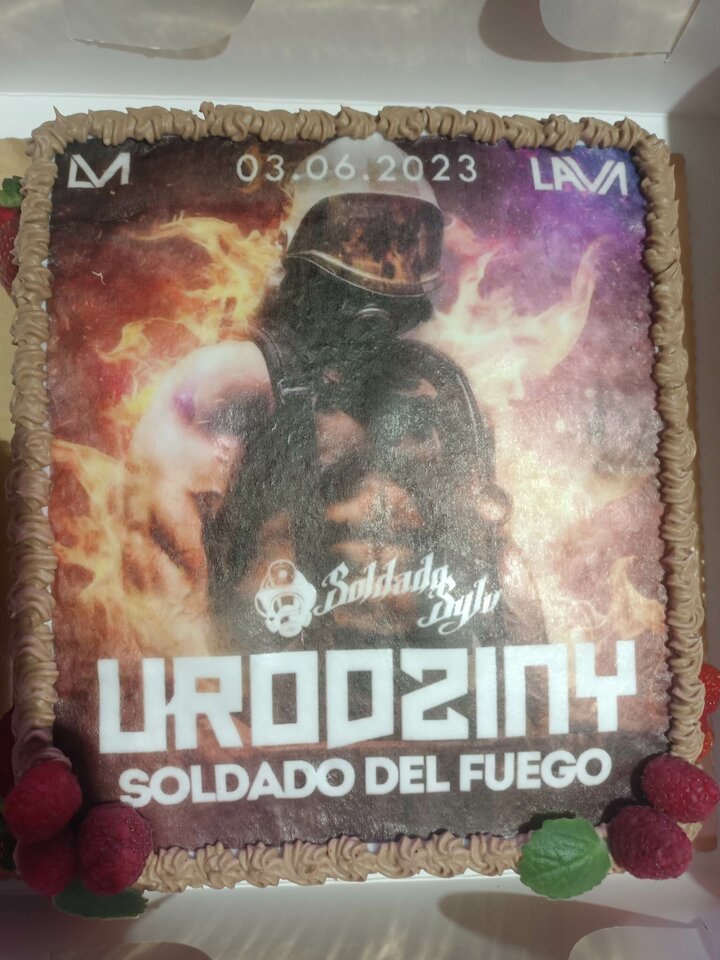 Tort URODZINY SOLDADO_DEL_FUEGO - LavaClub