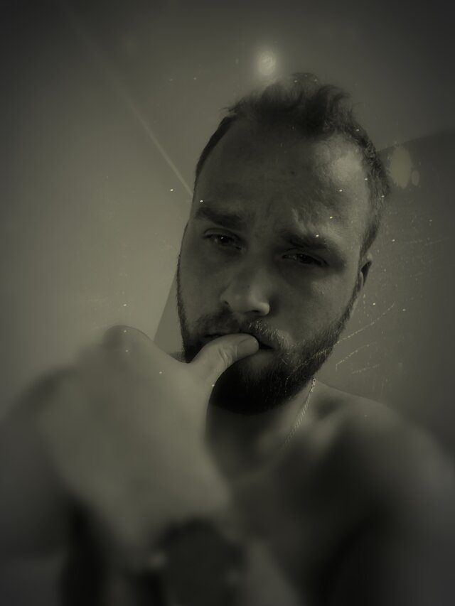 Ciekawy96