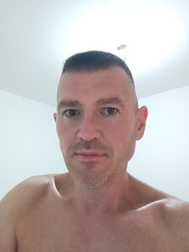 Przystojnybrunet39