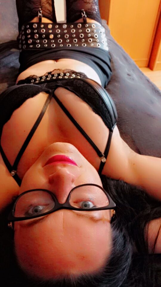DE4B2993-FB81-473A-A6BA-8DB61FB1C114.jpeg - Bisexparka76