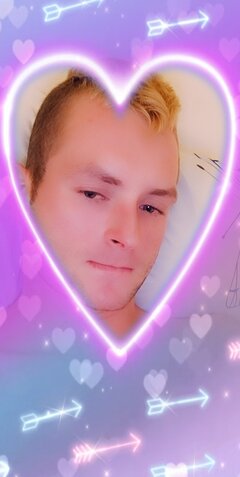 Snapchat-789108008.jpg