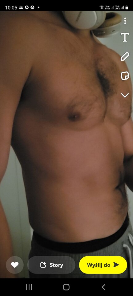 Screenshot_20230109-100539_Snapchat.jpg - Adammmm0991