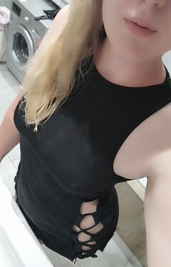 😈