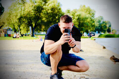 Jest i on ;)