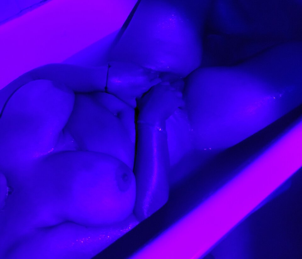 UV - ONAzNIM80