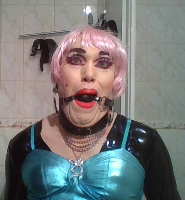 Suka Paola-trans.zakneblowana i zniewolona na maxa. - szmineczkatrans