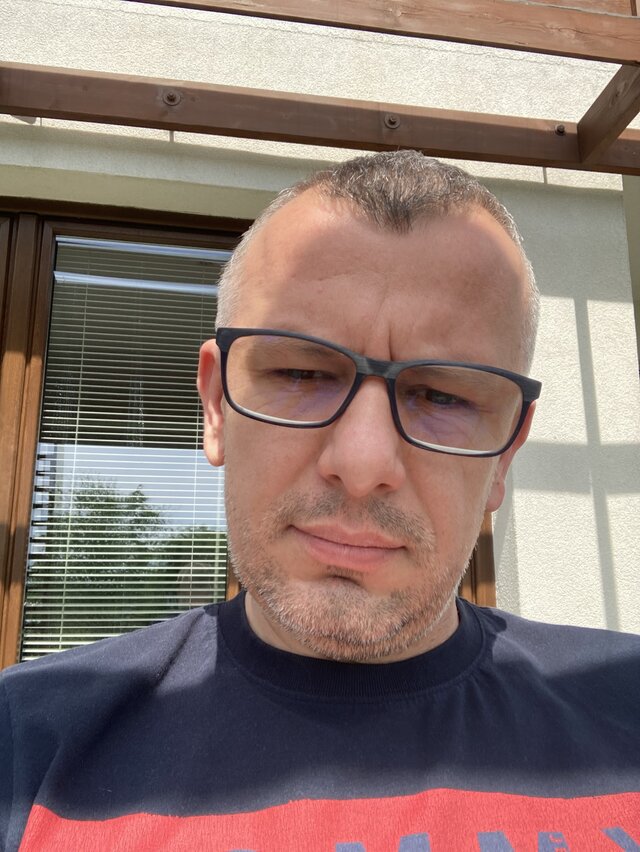 MNicko