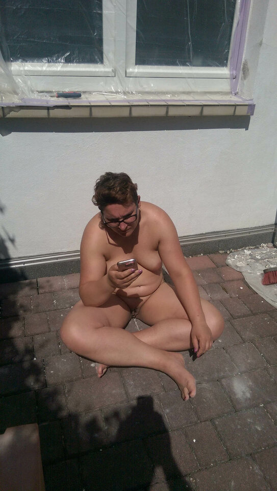 IMAG0059.jpg - nakedgirl