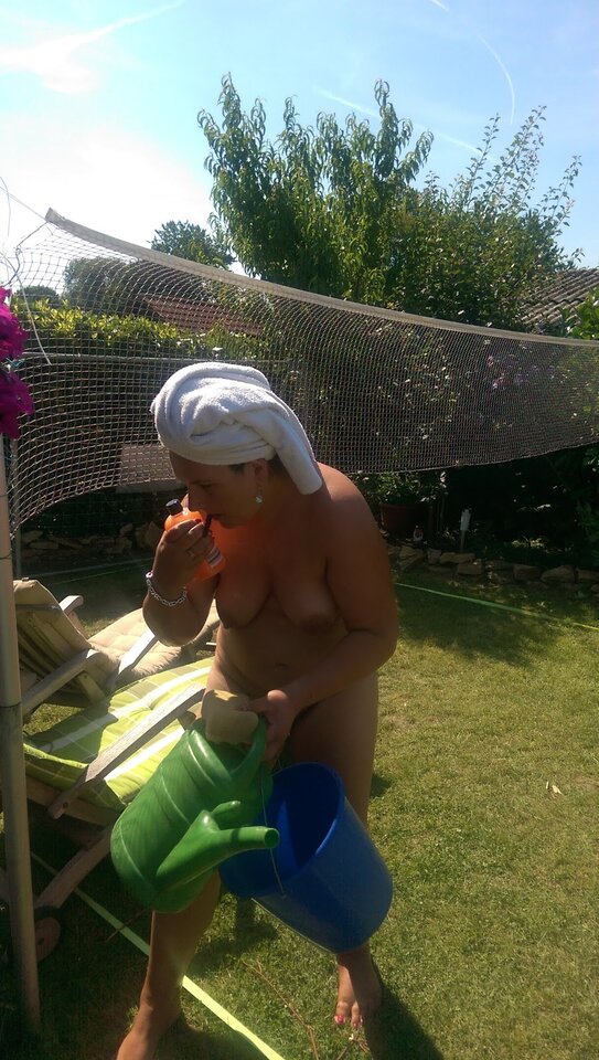 IMAG1139.jpg - nakedgirl