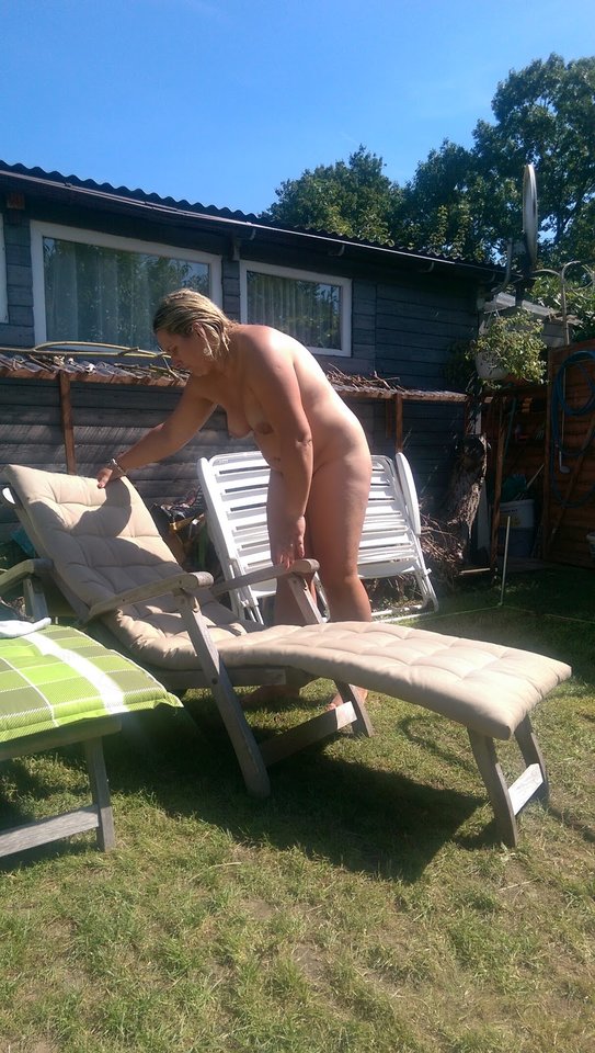 IMAG1155.jpg - nakedgirl