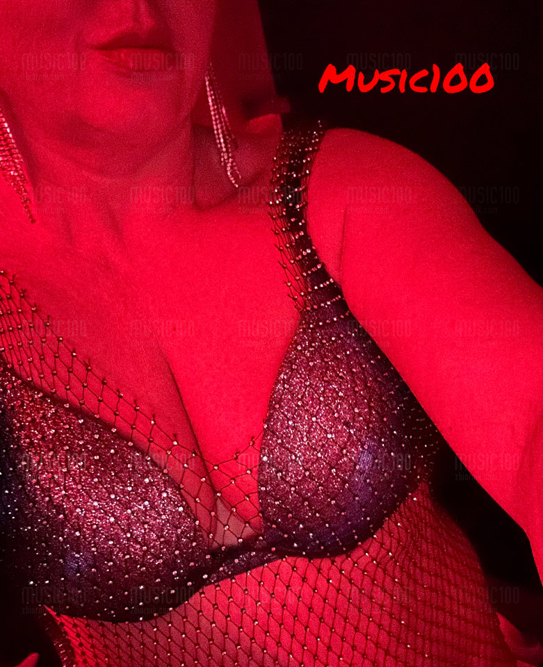IMG_7432.jpeg - Music100
