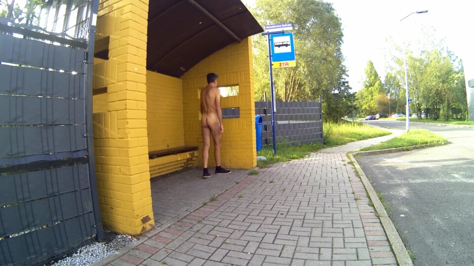 20220825_080833A.mp4_snapshot_00.31.397.jpg - Krzysztof_cfnm