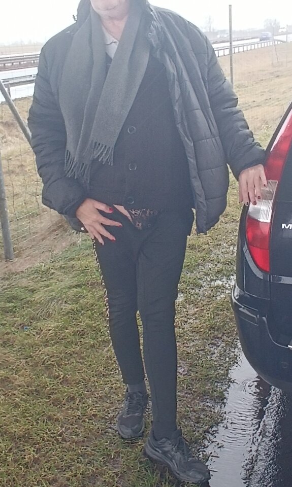 W legginsach przy autostradzie.... 👄👙👁️ - Gregorja