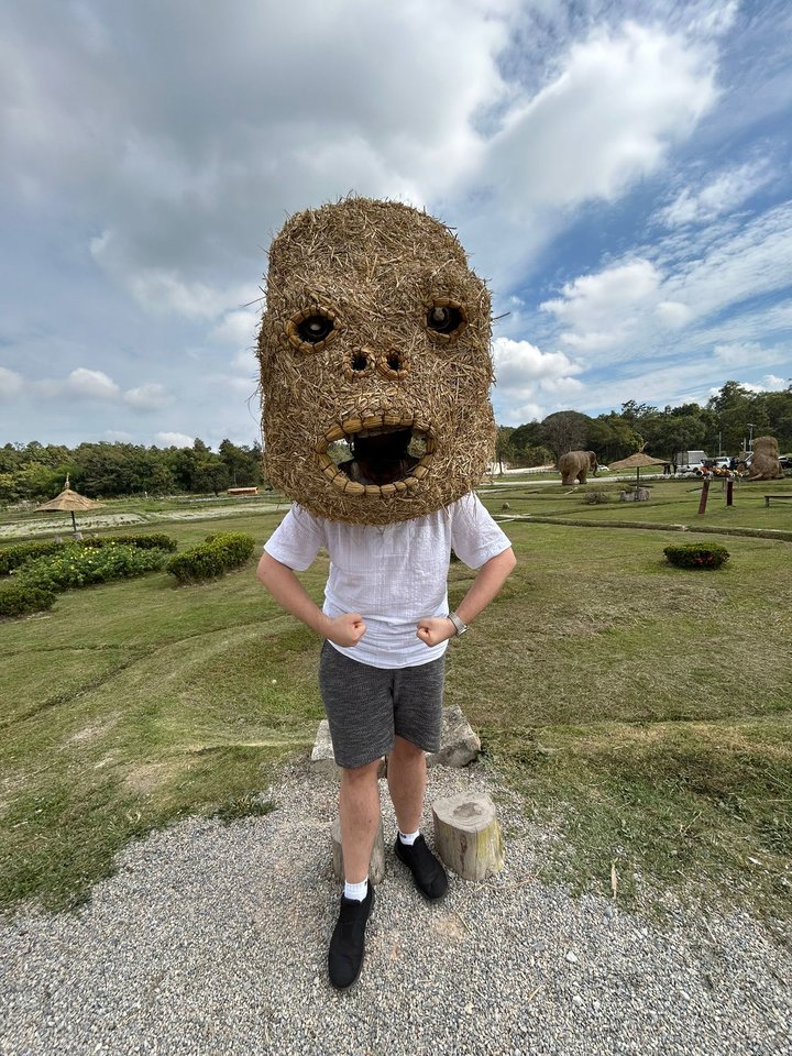 1000002498.jpg - robert7_1986