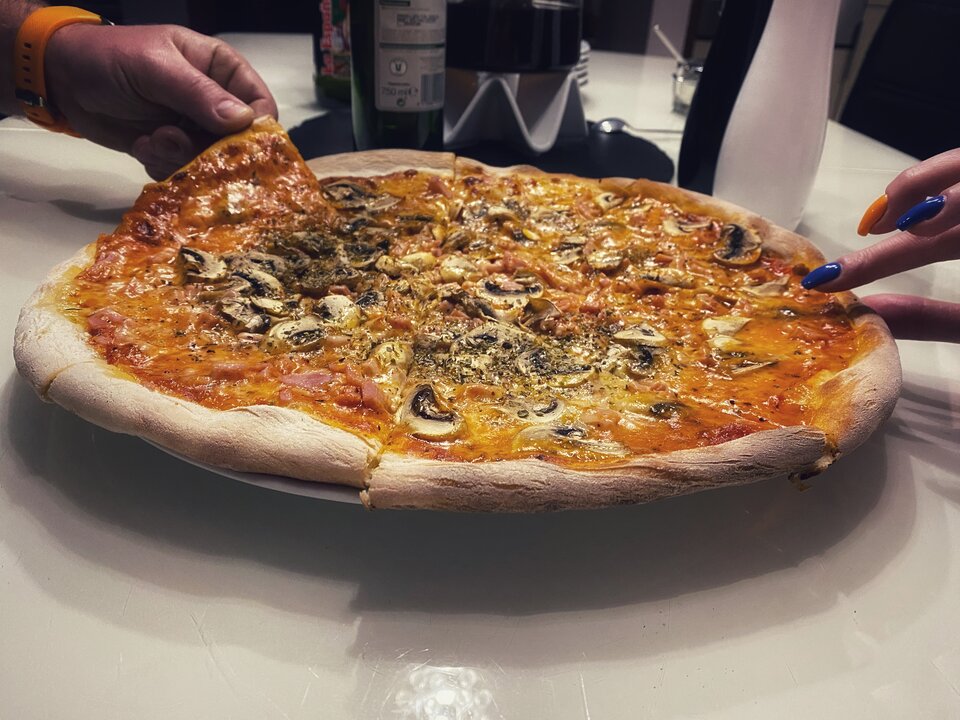 🍕♥️ - serialowapara19782
