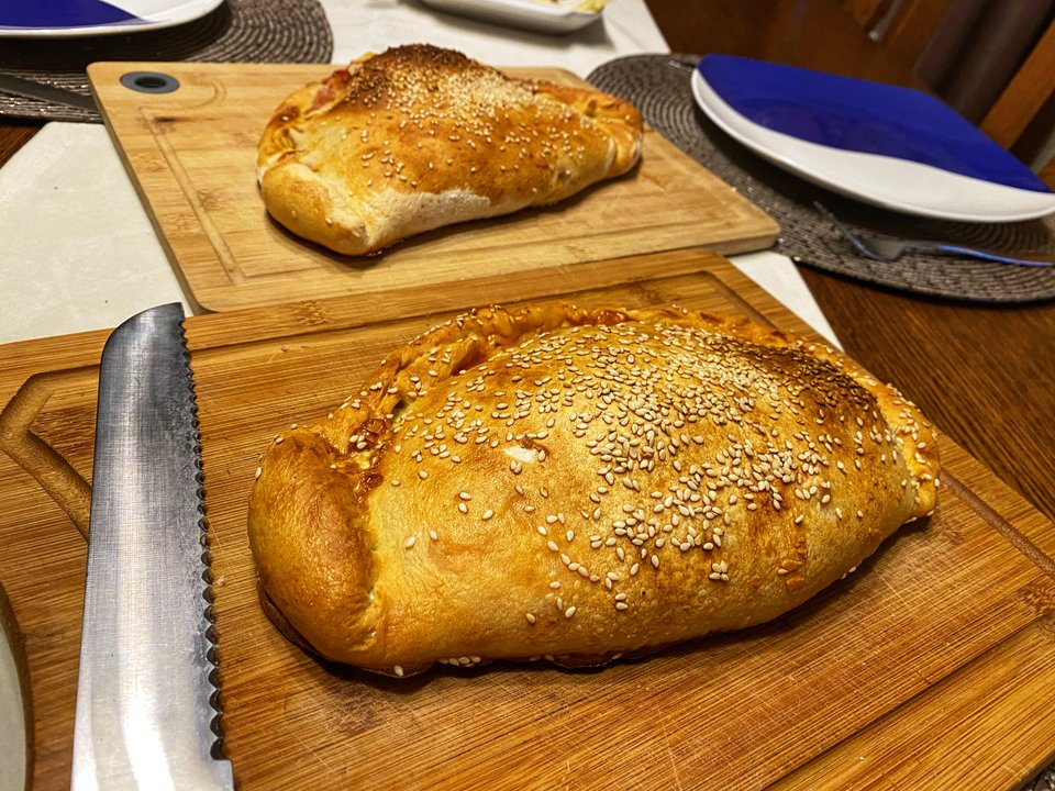 Calzone 🇮🇹 - serialowapara19782