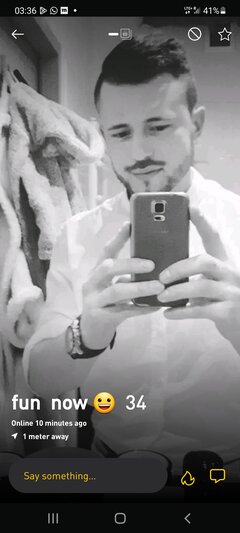 Screenshot_20220917-033602_Grindr.jpg