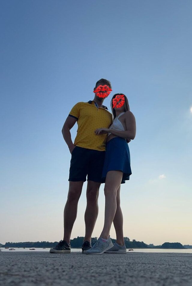 We_met_on_theWEB