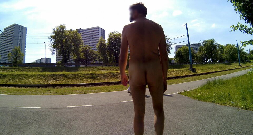 20210607_132356A.mp4_snapshot_00.48_[2021.06.04_17.55.56].jpg - Krzysztof_cfnm
