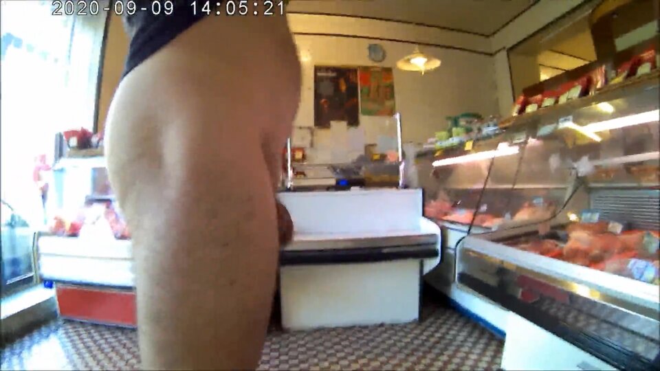 _Sklep miesny_x264.mp4_snapshot_00.03.300.jpg - Krzysztof_cfnm