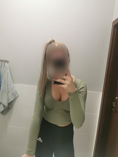 😈