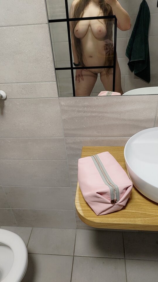 Snapchat-1236239411.jpg - MarlenaHot