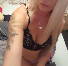 😘