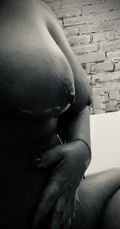 IMG_5557.jpeg - QueenOfSensuality