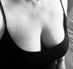 camphoto_126398554.jpeg